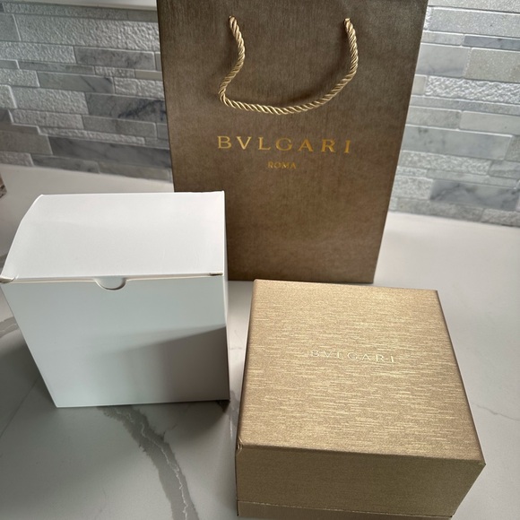 Bulgari Women's Watch Packaging in Gold and Cream - Picture 12 of 12